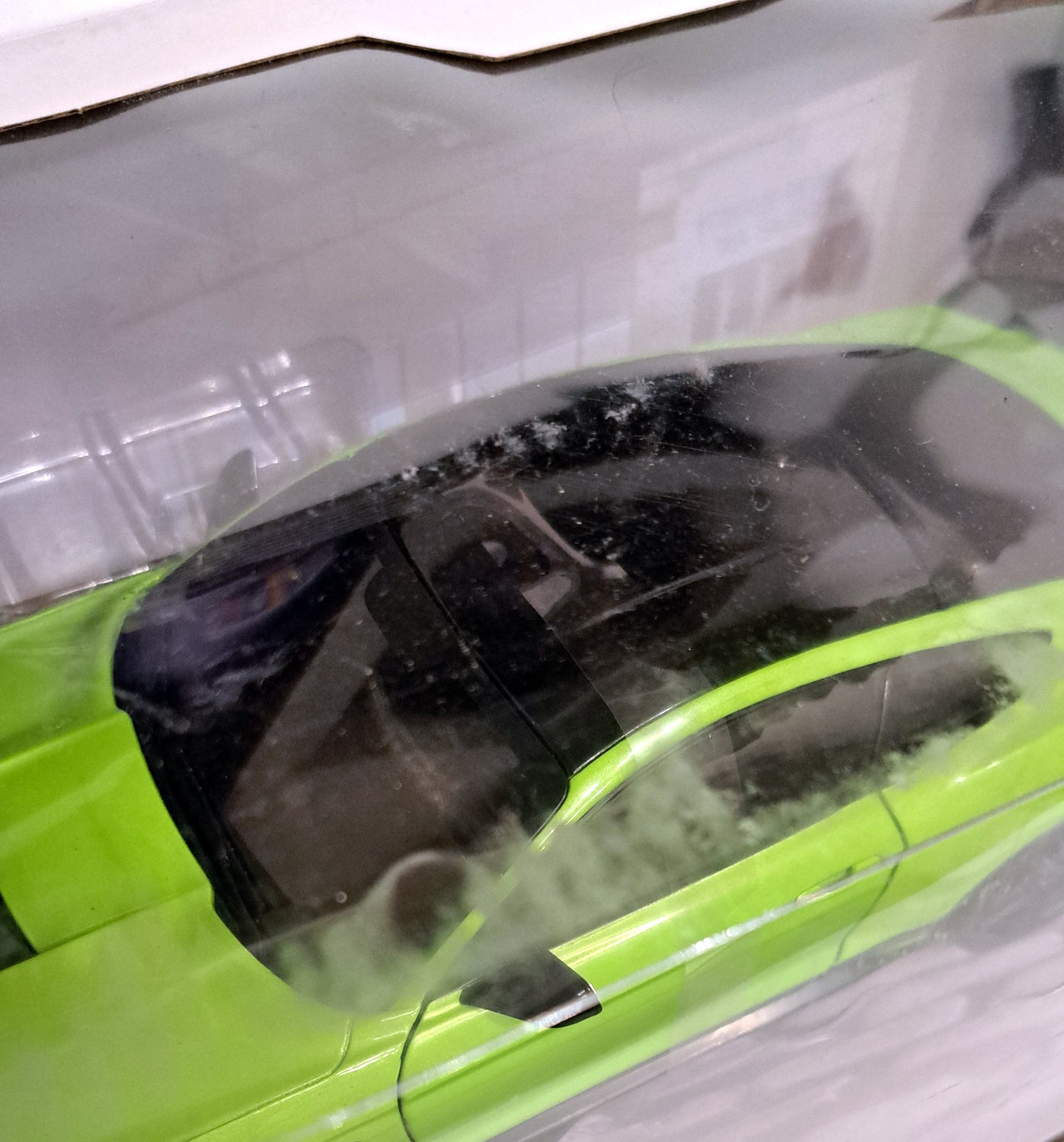 Solido Ford Shelby Mustang GT500 2020 Grabber Green (1:18) (Box Tatty)