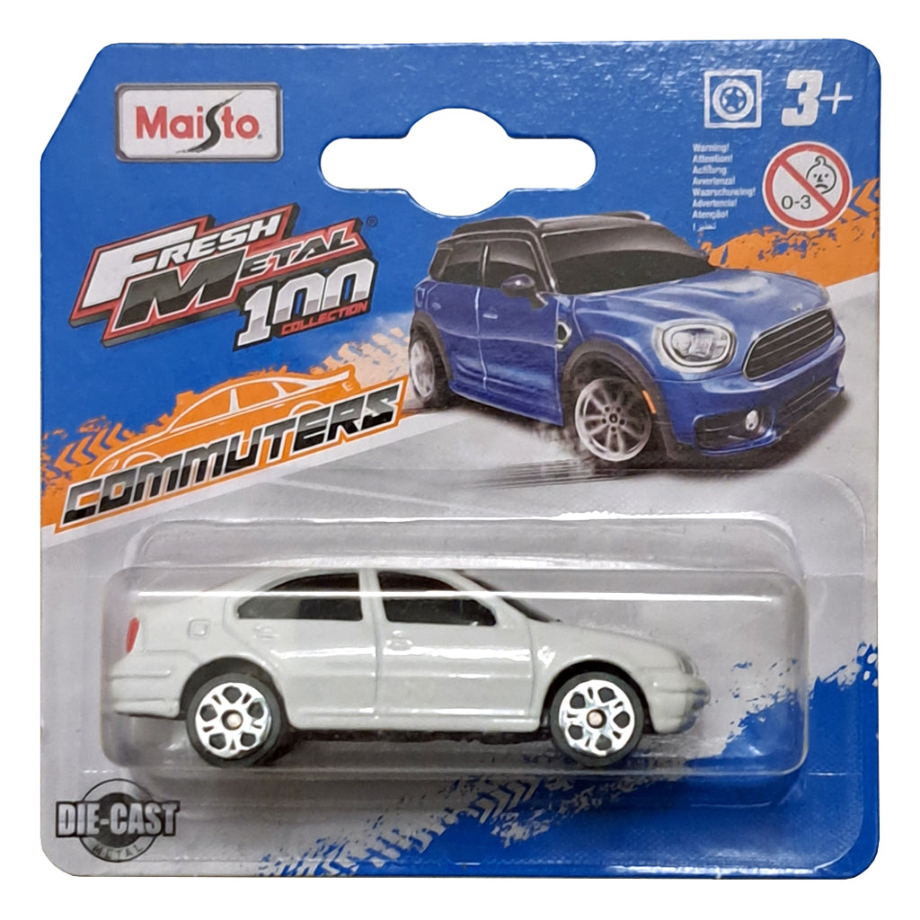 Maisto 2000 Volkswagen Jetta White (Approx 1:64)