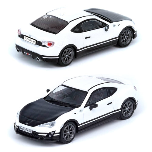 Inno64 Toyota GT86 White Customize Retro Livery (1/64)