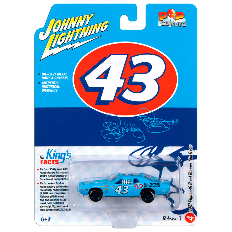 Johnny Lightning Plymouth Road Runner #43 Richard Petty (1:64)