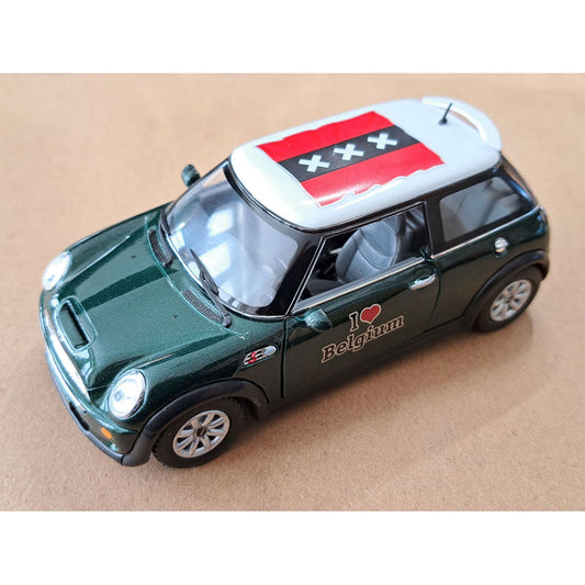 Kinsmart MINI Cooper S Green (1:28 Scale) Kinsmart (Factory Error)