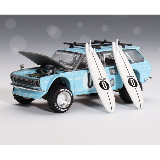 Mini GT Datsun 510 Wagon Kaido 4x4 Winter Holiday Edition (092) (1:64)