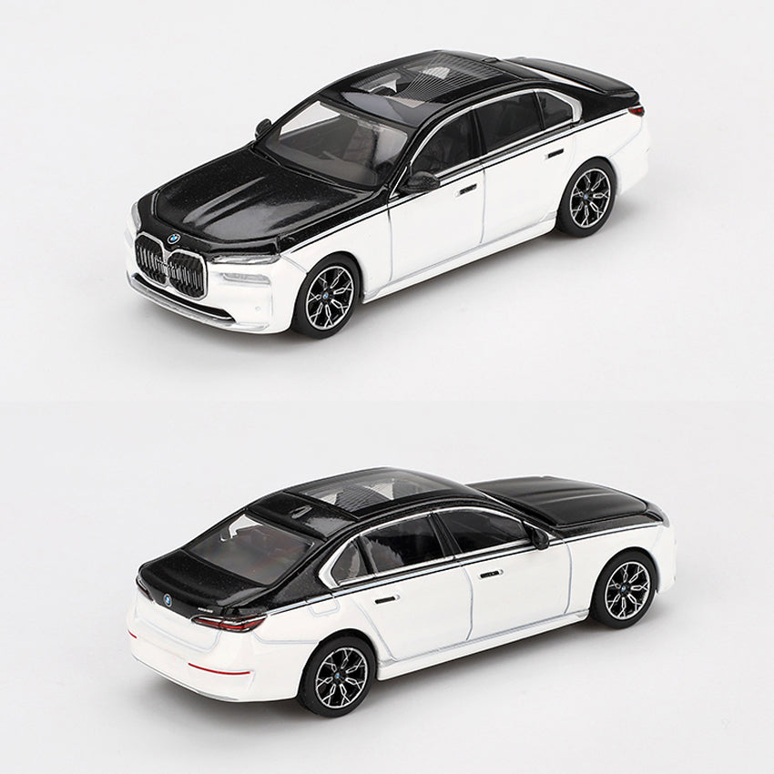 Mini GT BMW i7 xDrive60 Alpine White / Black Sapphire (959) (1:64)